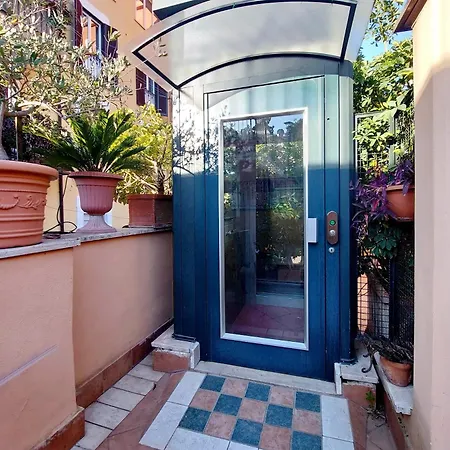 Domus Monami Dreams & Terrace In Trastevere * Řím